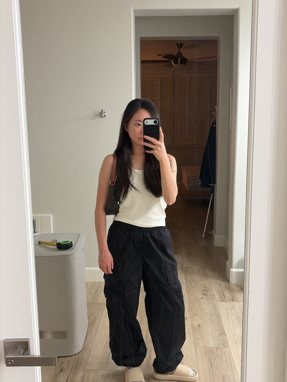 Uniqlo Black Parachute Cargo Pants – Size S 26–27 – Discontinued